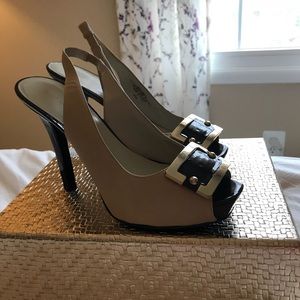 Sling back leather peep toe heels